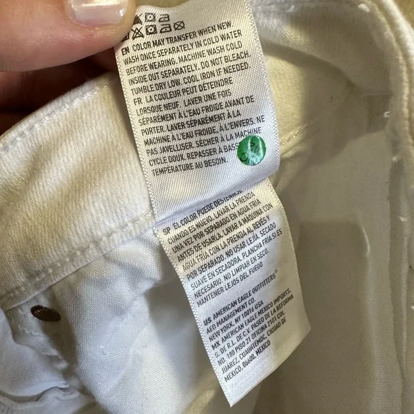 American Eagle White Shorts Stretch - Picture 6 of 8